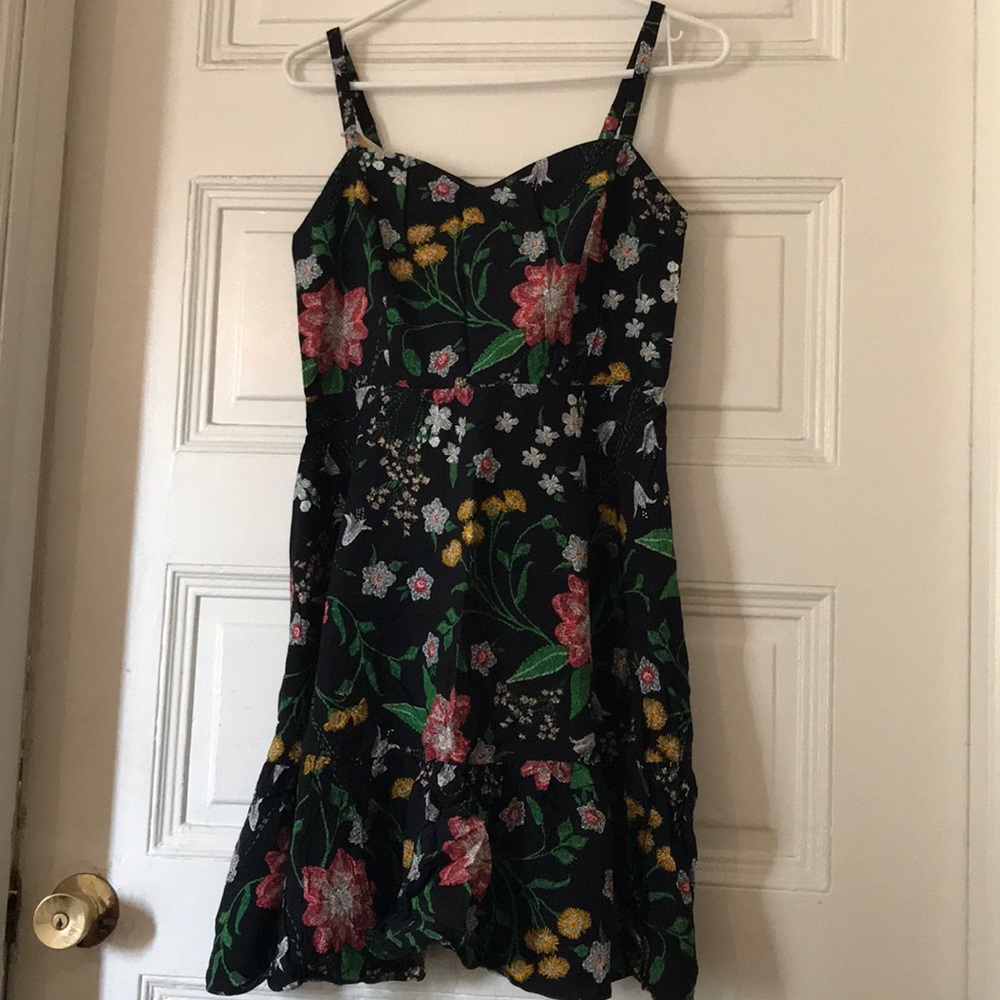Dress size M